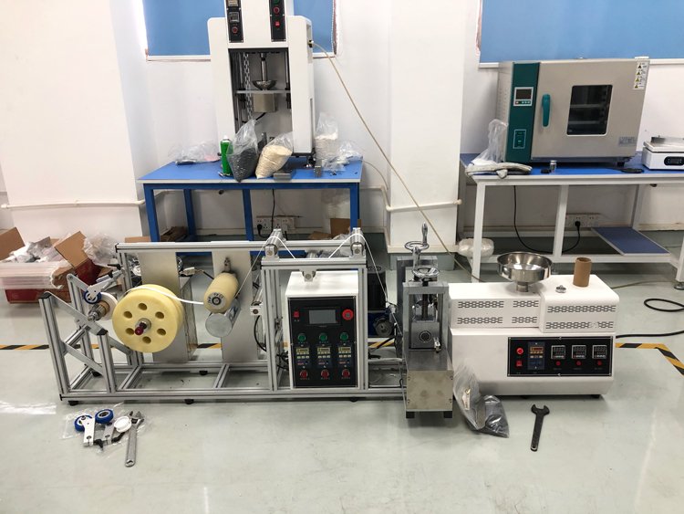Benchtop Plastic Extrusion Machine